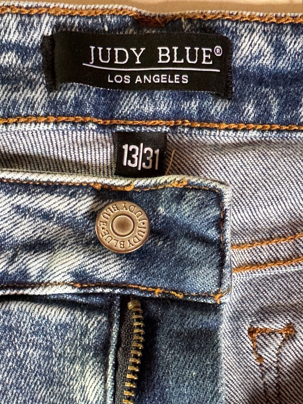 Judy Blue Acid Wash Distressed Boyfriend Jeans JB88281 Medium Indigo Wash 13/31 - Picture 5 of 17